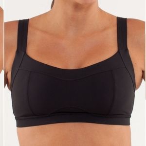 Lululemon Run: Engage BraBlack